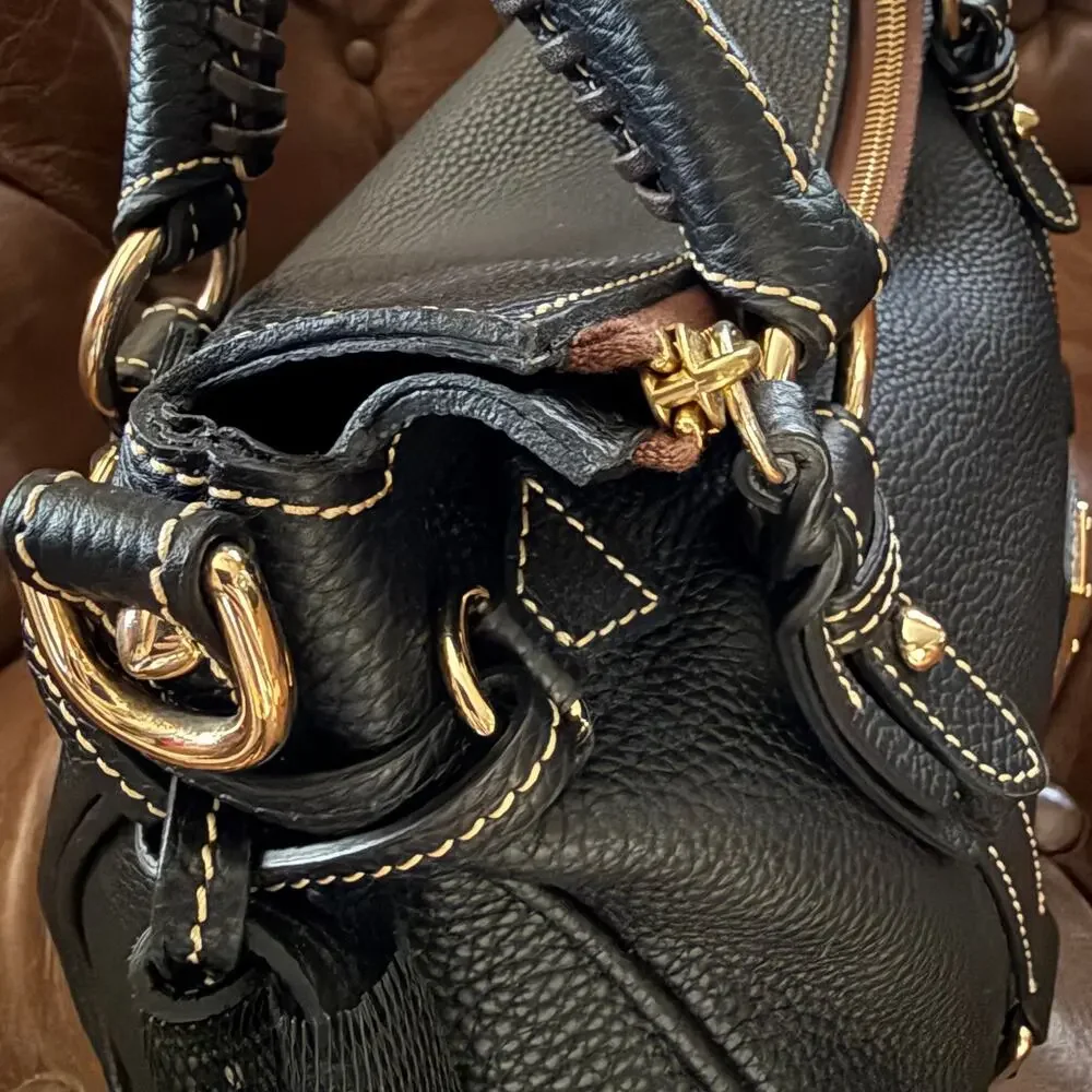 Dooney & Bourke timeless dooney